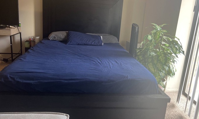Hackensack Condo | Romantic one bedroom, few minutes from Manhattan, restaurants and shopping areas