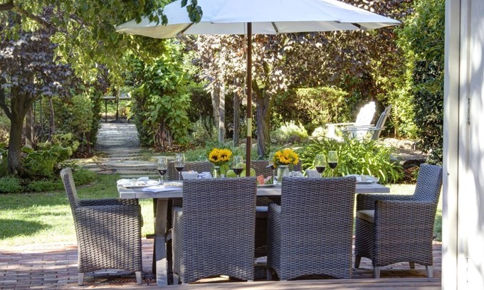 St. Helena House | Romantic, Private Jewel - 3 blocks from Downtown St.Helena in the Napa Valley
