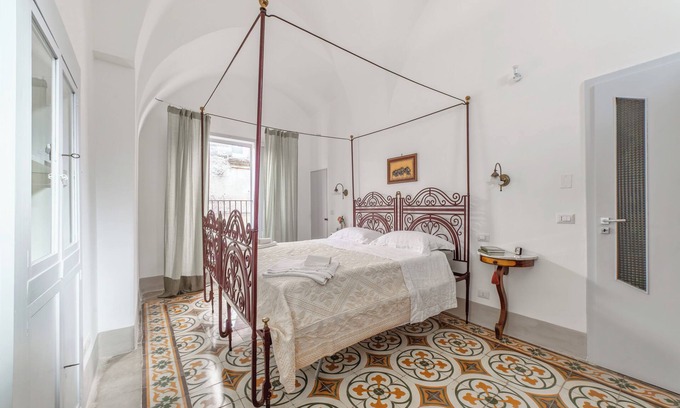 Alessano Apartment | Romantic Shelter of the 16th Century in the Old Village