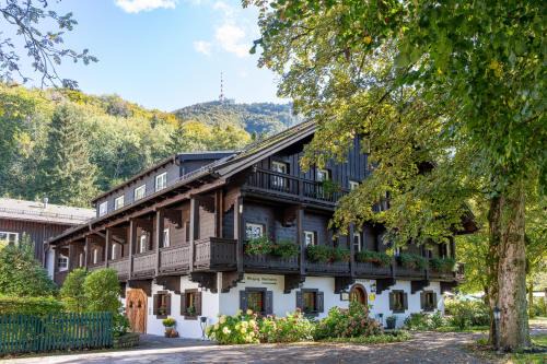 Laakirchen Hotel | Romantik Hotel Die Gersberg Alm mit Panoramablick auf Salzburg