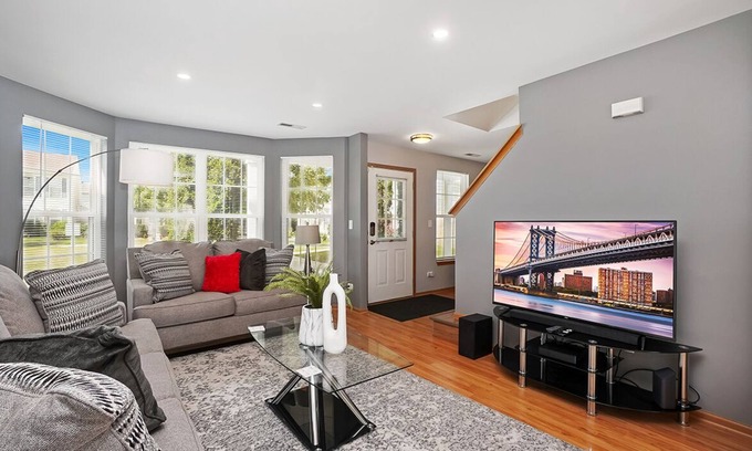 Romeoville House | Romeoville Rental - Harmony