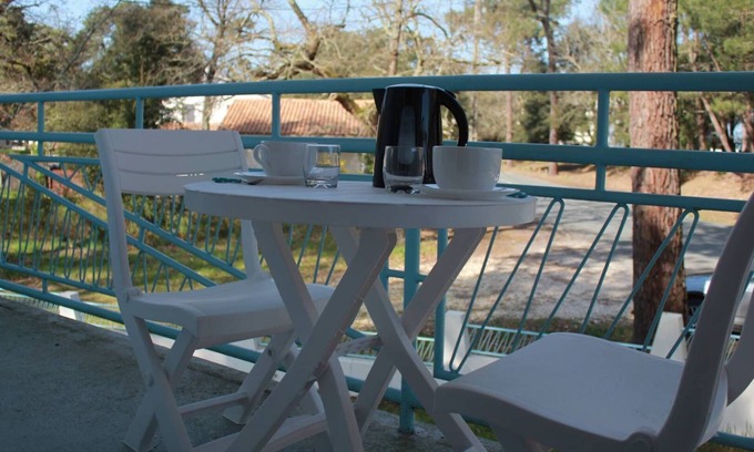 La Tremblade Apartment | Ronce-les-Bains - APARTMENT 1st FLOOR left - 90m from the BEACH