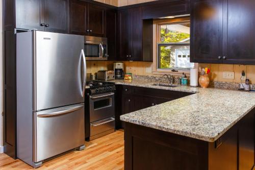 Baileys Harbor House | Roo Retreat by Simple Life Rentals