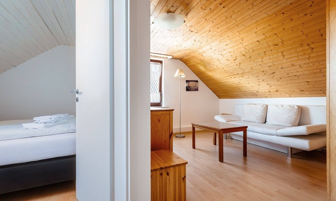 Helgoland Apartment | Roof apartment facing the island - Hummerklippen vacation apartments