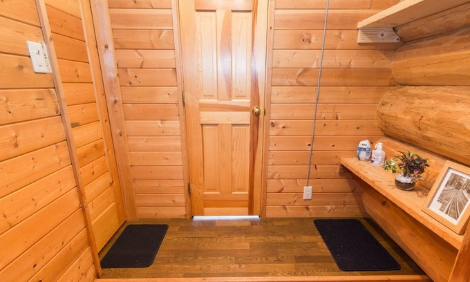 Toyako House | Room 3 A log house that can be enjoyed by a small / Abuta-gun Hokkaidō