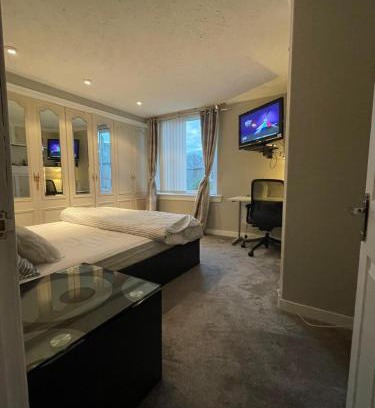 Sighthill House | Room in a Home