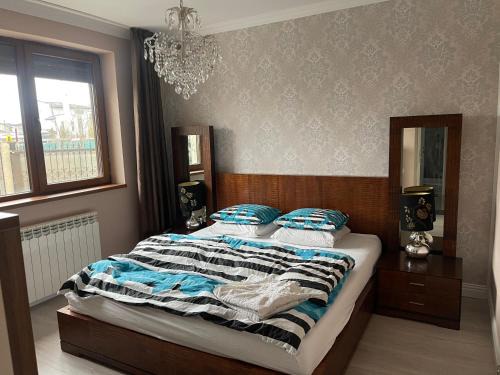 Corbeanca House | ROOM IN A PRIVATE HOUSE - 5 min from THERME and AIRPORT