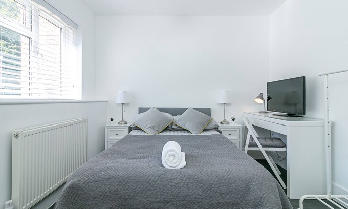 Stevenage House | Room Name - Cedar - Archers House