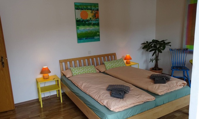 Gersau House | Room-organic BnB Froschkönig "dorfplatz"