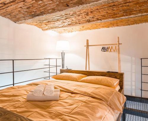 Sololaki Apartment | Room Ori