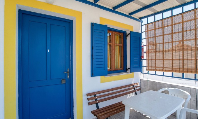 Logaras Apartment | Room 'Studio 1' with Mountain View, Wi-Fi and Air Conditioning