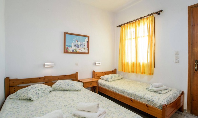 Logaras Apartment | Room 'Studio 3' with Mountain View, Wi-Fi and Air Conditioning