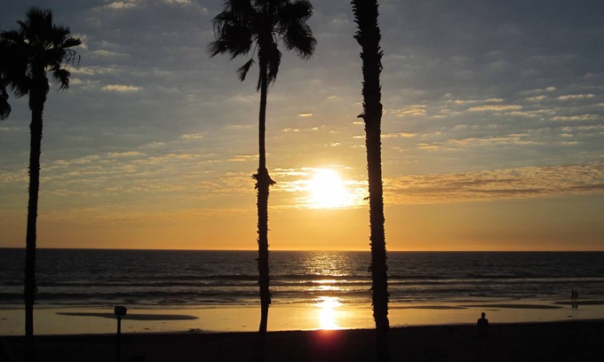 Townsite Condo | Room with a view and right on the sand!
