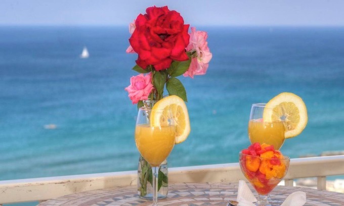 Forio Bed & Breakfast | Room with terrace and a wonderful view of the Bay of Citara