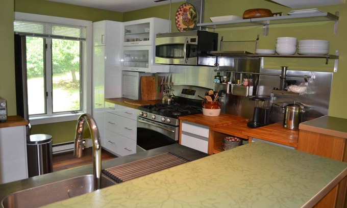 Quechee Condo | Roomy 3 Bedroom Quechee Lakes Condo