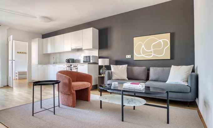 Mariahilf Apartment | Roomy Mariahilf 3BR w/Elevator, near Mariahilfer Straße, by Blueground