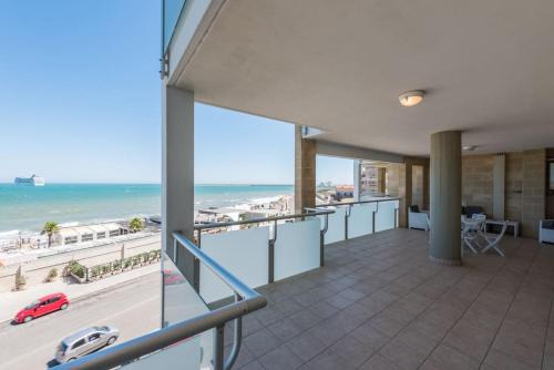 Municipio 3 Apartment | Rosato 60-terrazza sul mare