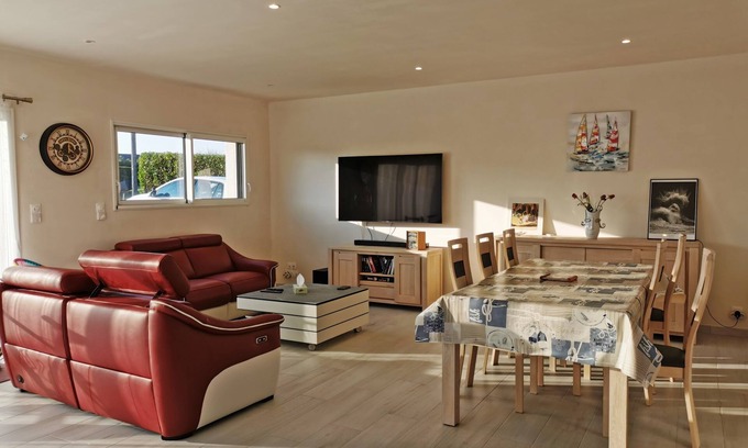 Ploudalmezeau House | Roscaroc single-storey house 300 m from the beach of Tréompan Finistère Bretagne