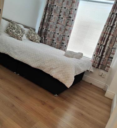 Letterkenny Apartment | Rose Apartment