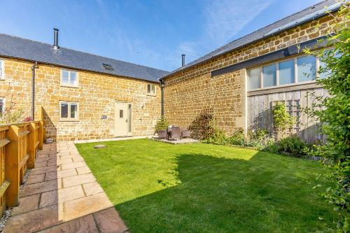 Chipping Norton House | Rose Cottage