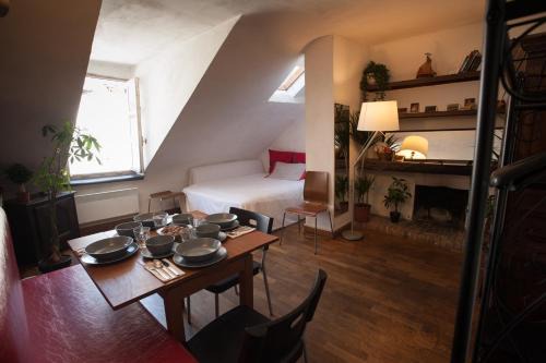 6th Arrondissement Apartment | Rose St Germain des Prés
