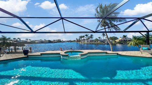 Pelican Villa | Rosegarden - PoolSpa and perfect water view