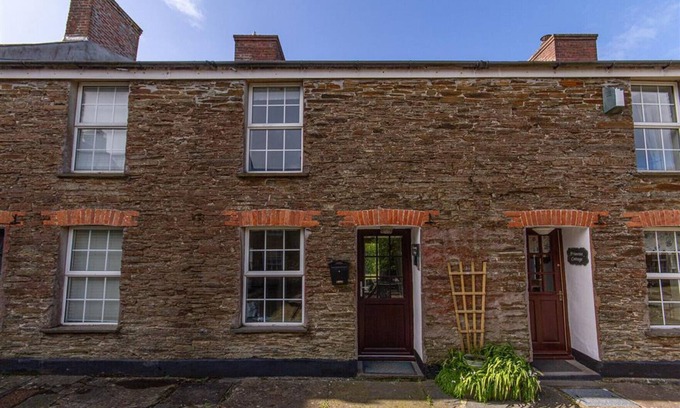 Edmonton Cottage | Rosemary Cottage, Edmonton, set in the countryside