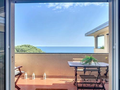 Arenzano Apartment | Roses House