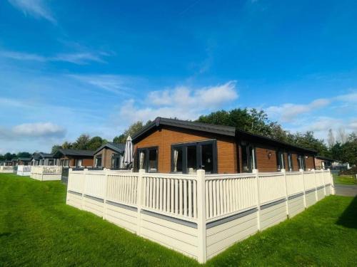 Allerthorpe House | Rosie's Rest With Hot Tub