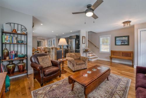 Brevard House | Rosie`s Retreat