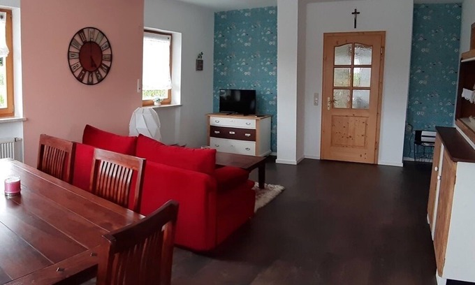 Roßbach Apartment | Rottaler Ferienhaus - "Waldblick" vacation apartment with large roof terrace