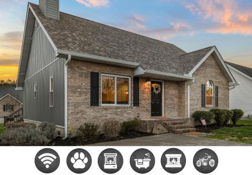 Pigeon Forge House | Rotties' Retreat home