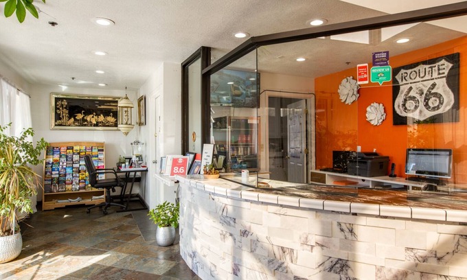 Westside Apartment | Route66, Old Town. Albuquerque