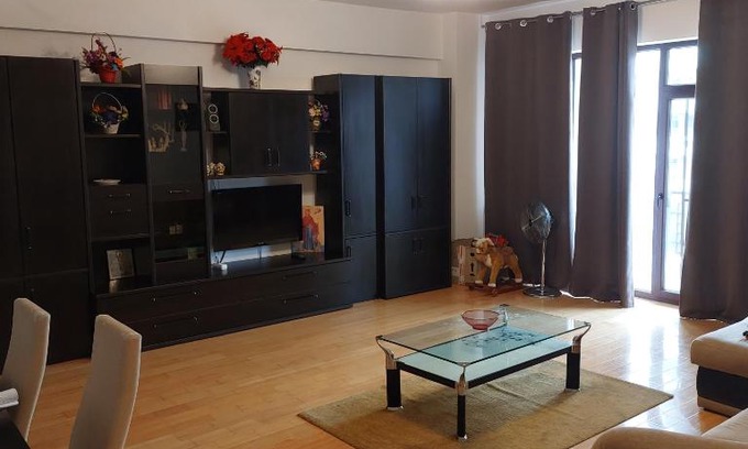 Ramnicu Valcea Apartment | Roxana Apartament