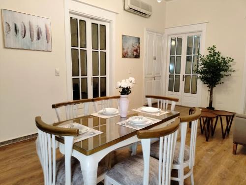 Downtown Cairo Apartment | Royal Apartment in Talaat Harb Downtown Cairo