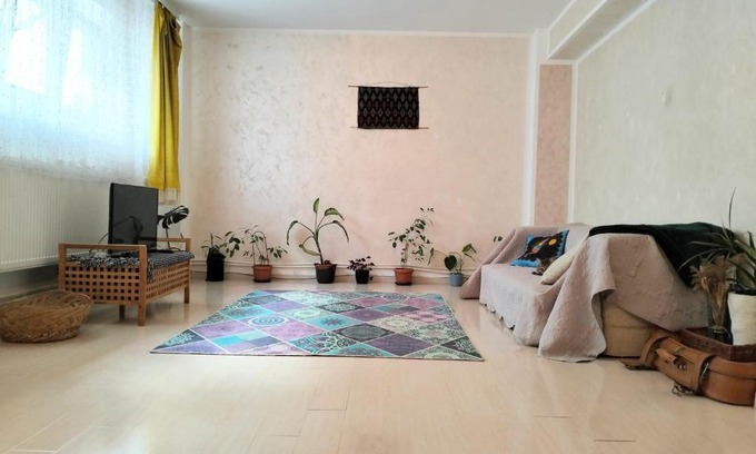 Sector 1 House | Royal Awoun Home
