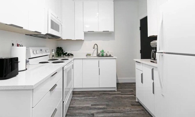 Colwood Apartment | Royal Bay's Perfect Suite