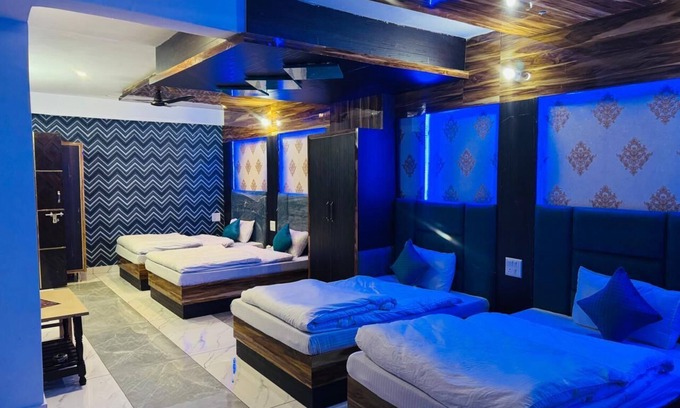 Almora Hotel | Royal Guest House