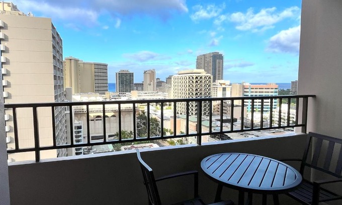 Waikiki House | Royal Kuhio 1708 - Spacious Corner Unit with Stunning Ocean City Views in the Heart of Waikiki!