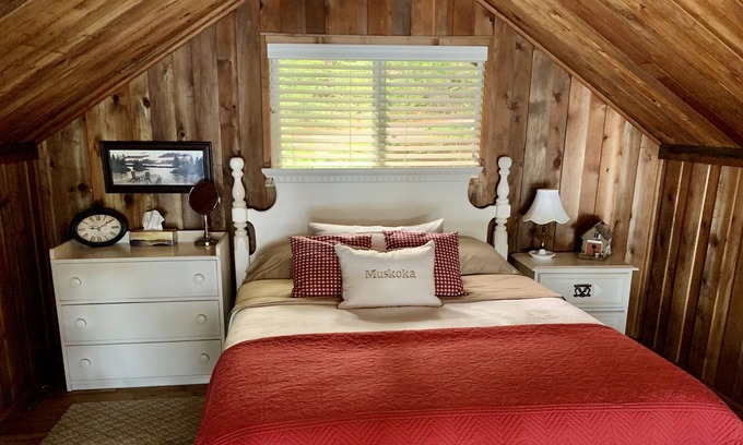 Minett Cottage | Royal Muskoka Island 3 bedroom cottage