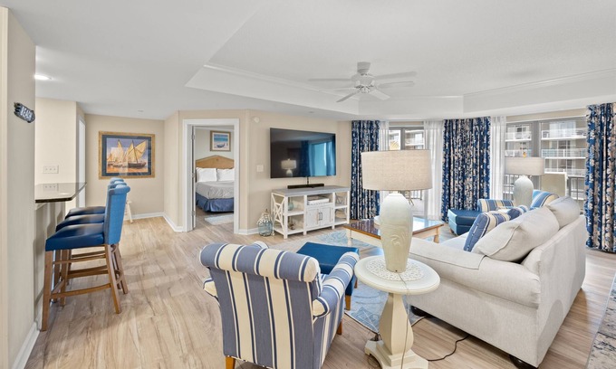 Arcadian Shores Condo | Royale Palms 1004 Elegant Oceanview w/Pool & Beach