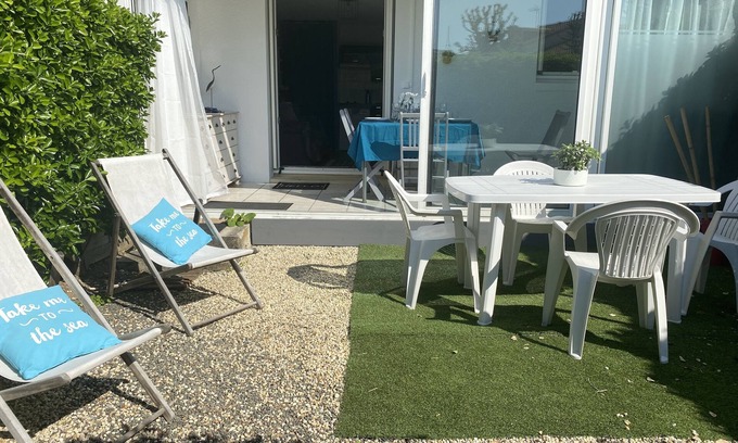 Pontaillac Apartment | ROYAN PONTAILLAC T2 Garden swimming pool classified 2 stars