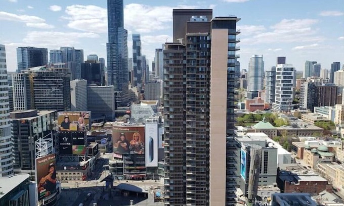 Bay Street Corridor Condo | Rrffgxxshhaj