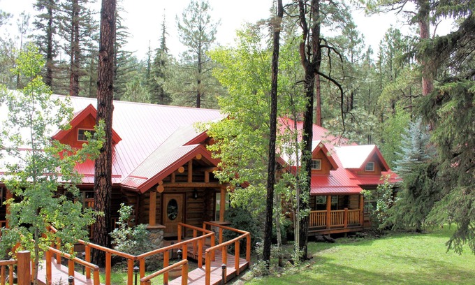 Greer Cabin | RS Lodge - 7 Bedrooms managed by Cabin Butler