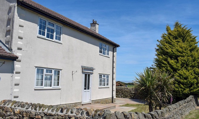 Scarborough Cottage | Rudda Farm House - UK2491