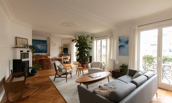 Clignancourt Apartment | Rue Sacré Coeur by onefinestay