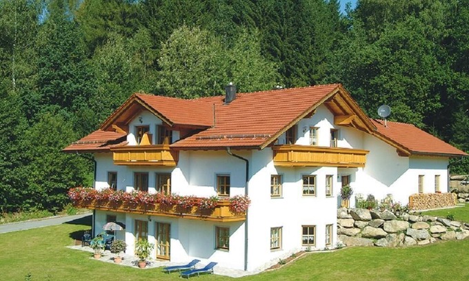 Arnbruck Apartment | Ruhig gelegene Ferienwohnung (60m2) mit 2 Balkone