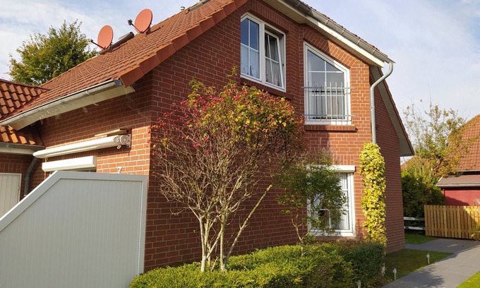 Neßmersiel House | Ruhiges Ferinehaus mit Ostfriesischem Flair Ideal für Familien