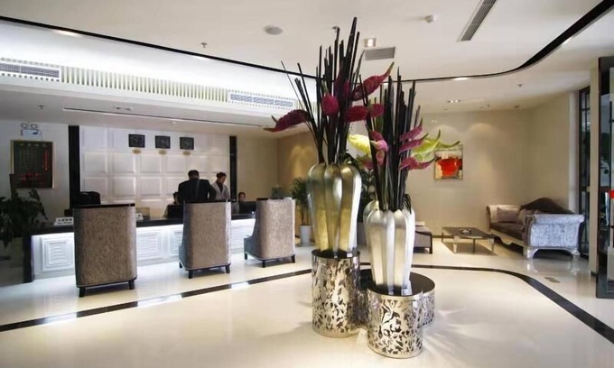 Wenfeng District Hotel | Ruicheng Hotel Anyang Train Station Branch