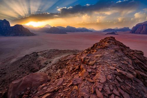 Wadi Rum Hotel | Rum Gonesh Luxury Camp